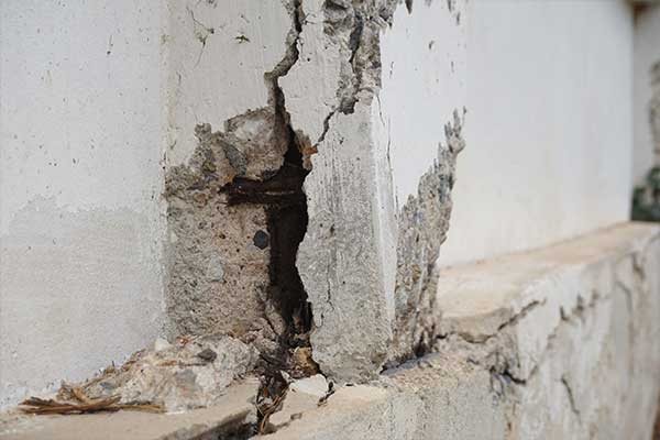 Brutally cracked foundation